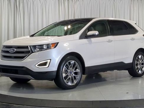 Used 2018 Ford Edge Titanium w/ Equipment Group 301A AWD/4WD image 5