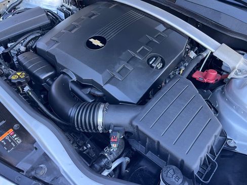 Used 2015 Chevrolet Camaro LT image 29