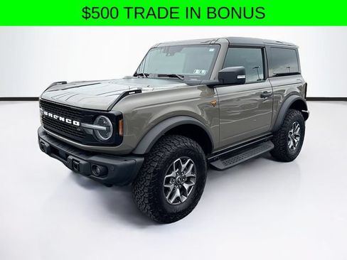 Certified 2025 Ford Bronco Badlands AWD/4WD image 3