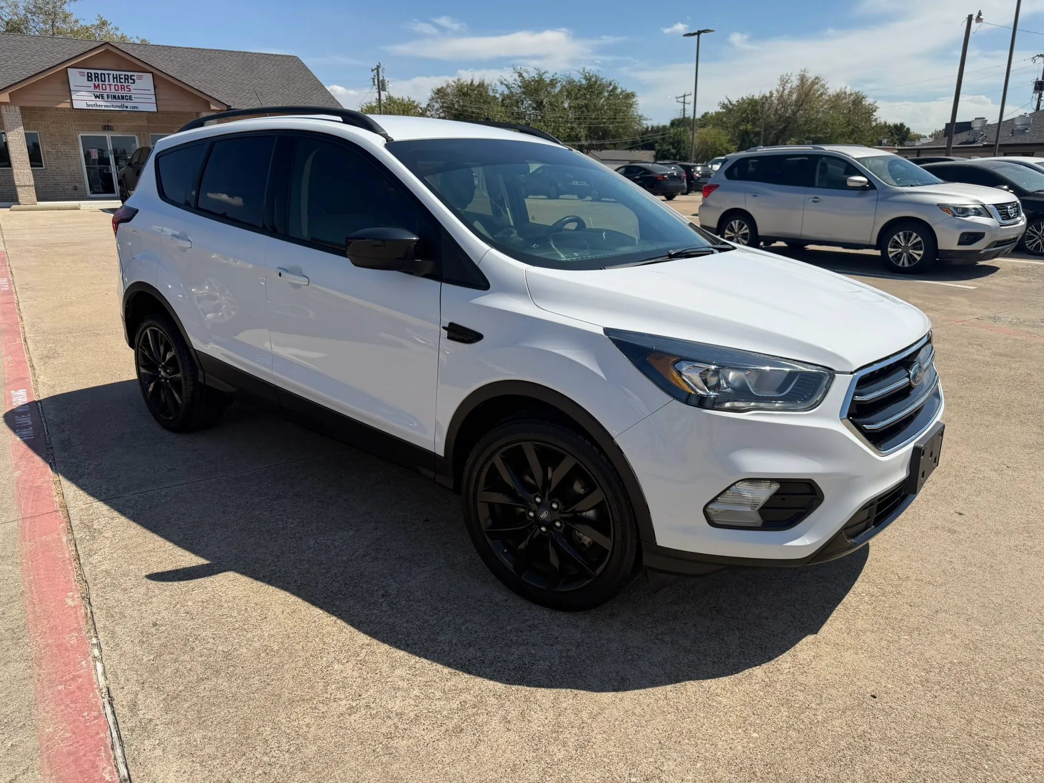 Used 2019 Ford Escape SE AWD/4WD image 3