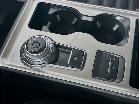 Used 2024 Ford Edge SEL image 16