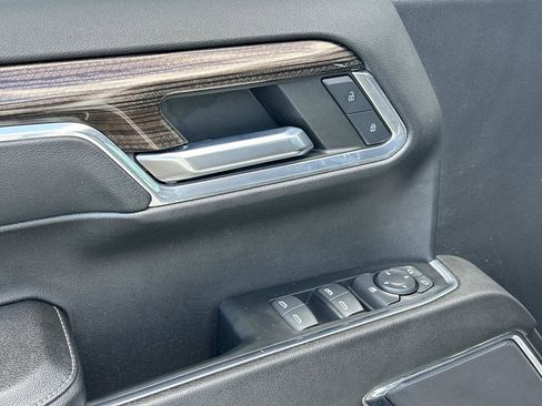 Certified 2023 Chevrolet Silverado 1500 LT Trail Boss w/ LPO, Dark Essentials Package AWD/4WD image 15