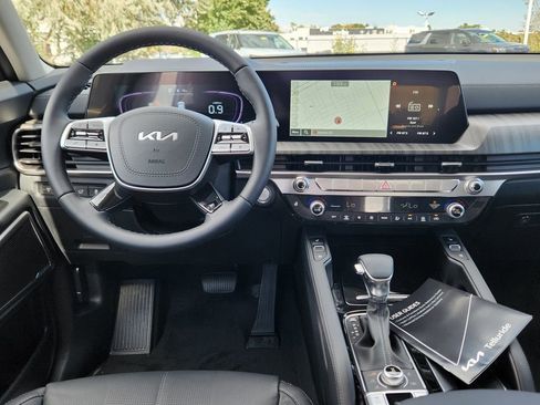 New 2025 Kia Telluride EX w/ EX Captain's Chair Package image 11