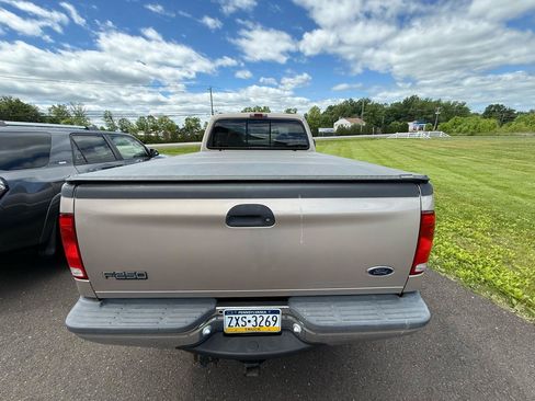 Used 1999 Ford F250 4x4 SuperCab Super Duty image 3
