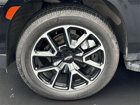 Certified 2022 Chevrolet Tahoe RST w/ Luxury Package image 34