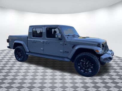 Used 2023 Jeep Gladiator Overland