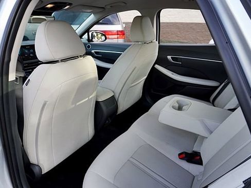 Certified 2024 Hyundai Sonata SEL image 16