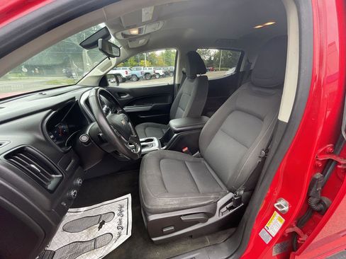 Used 2017 Chevrolet Colorado LT image 17