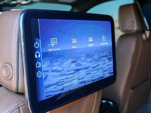 New 2026 Chevrolet Tahoe High Country image 19