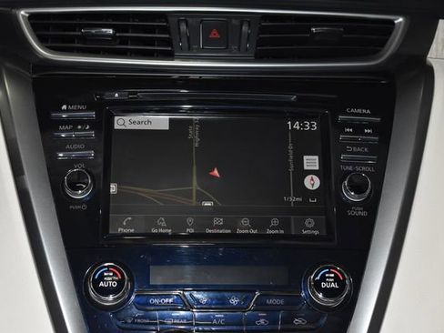 Used 2024 Nissan Murano SL image 18