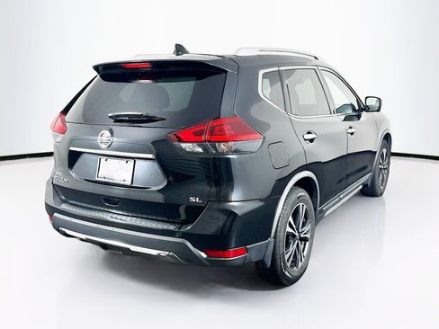 Used 2018 Nissan Rogue SL FWD image 9