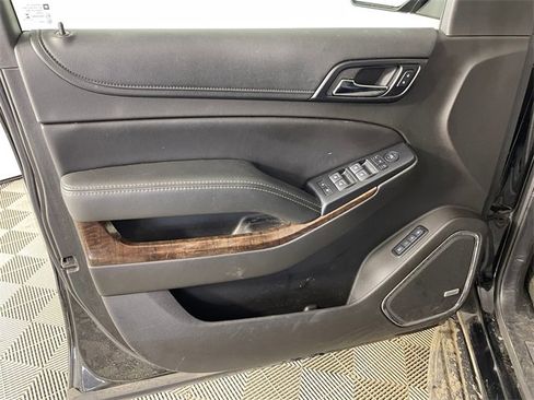 Certified 2017 Chevrolet Suburban LT image 11