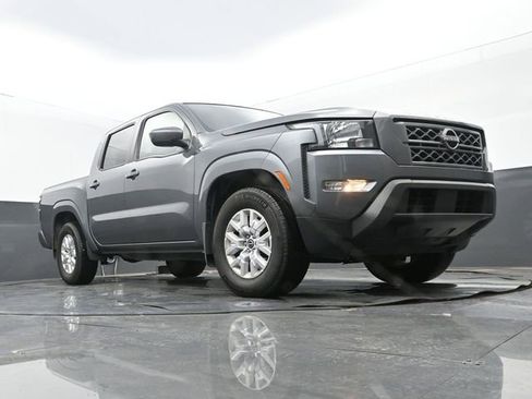 Used 2022 Nissan Frontier SV RWD image 9
