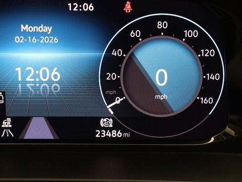 Used 2025 Volkswagen Atlas SE image 19