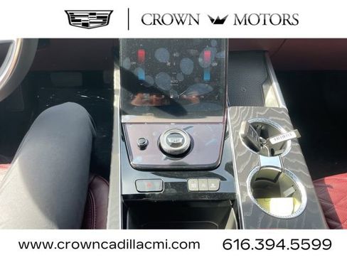 New 2025 Cadillac Escalade ESV Premium Luxury w/ Touring Package image 27