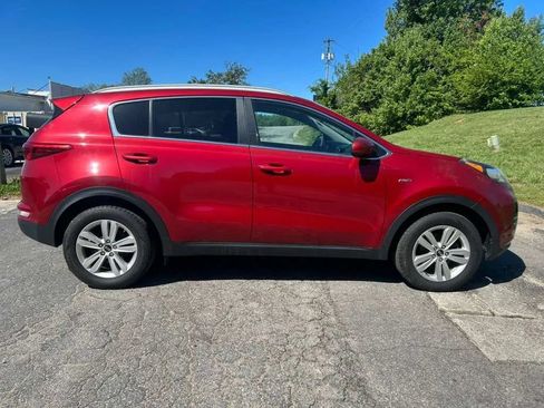 Used 2019 Kia Sportage LX w/ LX Popular Package AWD/4WD image 4