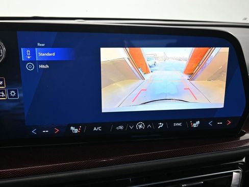 Used 2026 Chevrolet Traverse Z71 w/ LPO, Floor Liner Package image 35