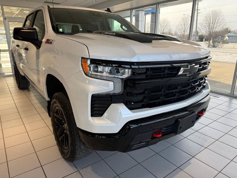 Certified 2024 Chevrolet Silverado 1500 LT Trail Boss AWD/4WD image 1