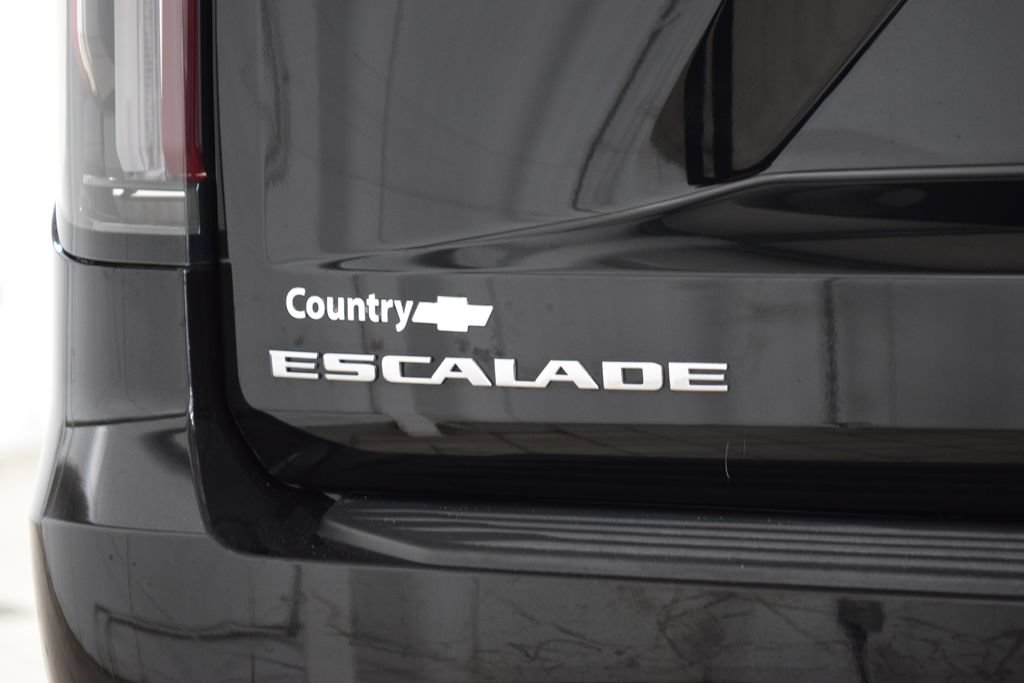 Used 2024 Cadillac Escalade ESV Premium Luxury w/ LPO, Floor Liner Package AWD/4WD image 22