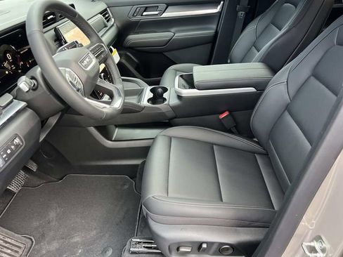 New 2026 GMC Terrain Elevation image 16