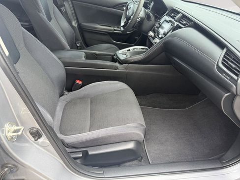 Used 2019 Honda Insight LX image 12