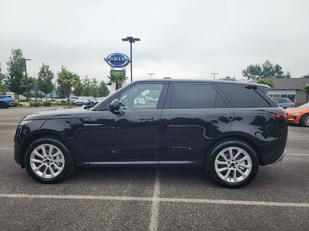 New 2026 Land Rover Range Rover Sport SE AWD/4WD image 2