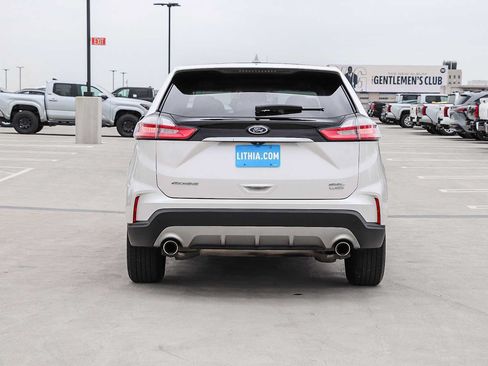 Used 2019 Ford Edge SEL w/ Equipment Group 201A FWD image 7