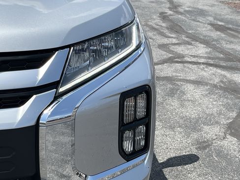 Used 2020 Mitsubishi Outlander Sport AWD image 12
