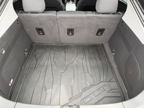 Used 2017 Chevrolet Volt LT image 25