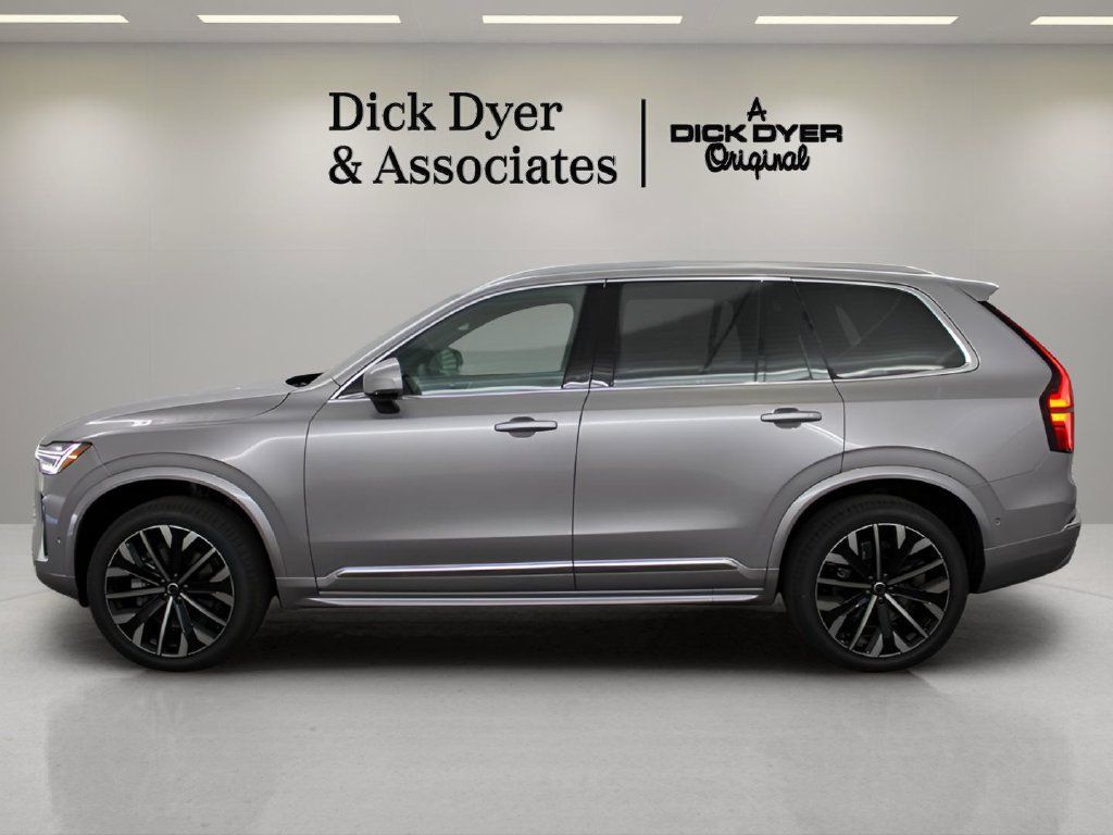 Certified 2026 Volvo XC90 B5 Plus w/ Protection Package Premier AWD/4WD image 6