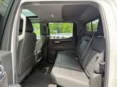 Used 2023 GMC Sierra 1500 SLT w/ SLT Premium Package AWD/4WD image 25