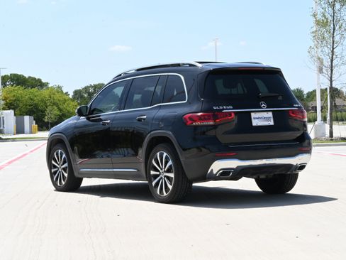 Used 2022 Mercedes-Benz GLB 250 4MATIC image 7