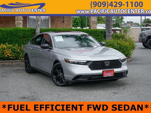 Used 2025 Honda Accord SE image 1