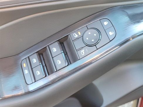 Certified 2025 Nissan Rogue S image 30