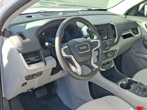 Certified 2023 GMC Terrain SLE w/ Driver Convenience Package image 10