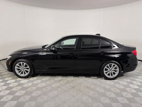 Used 2018 BMW 320i Sedan image 9