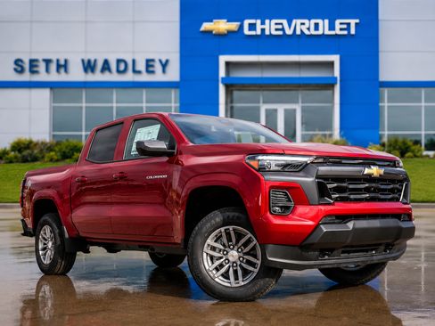 New 2026 Chevrolet Colorado LT w/ LT Convenience Package AWD/4WD image 1