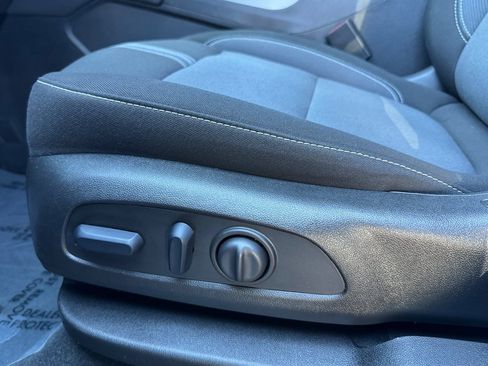 Used 2026 Chevrolet Blazer LT w/ Convenience Package image 14