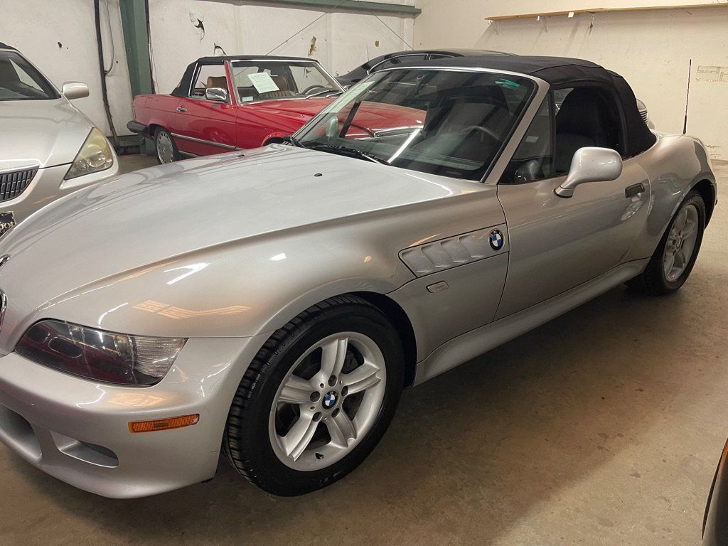 Used 2000 BMW Z3 2.5i RWD image 36
