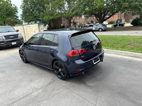 Used 2017 Volkswagen GTI S FWD image 9