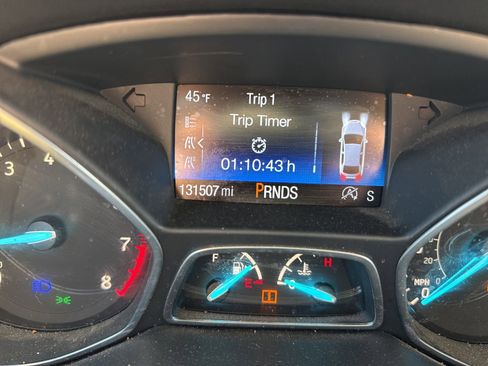 Used 2017 Ford Escape Titanium image 11