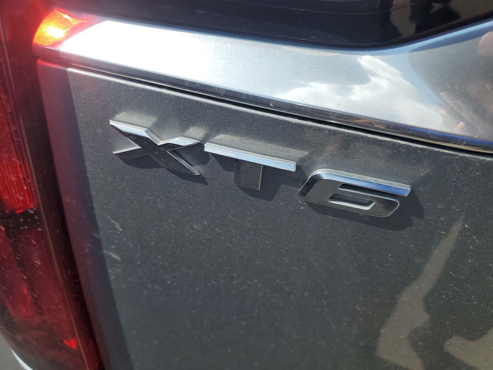 Used 2023 Cadillac XT6 Premium Luxury FWD image 10