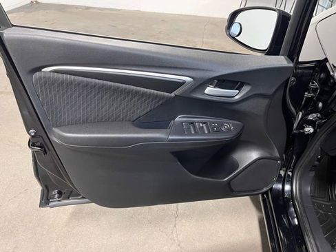 Used 2019 Honda Fit EX image 25