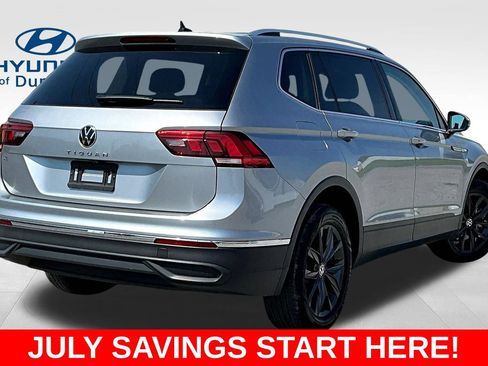 Used 2024 Volkswagen Tiguan SE FWD image 7