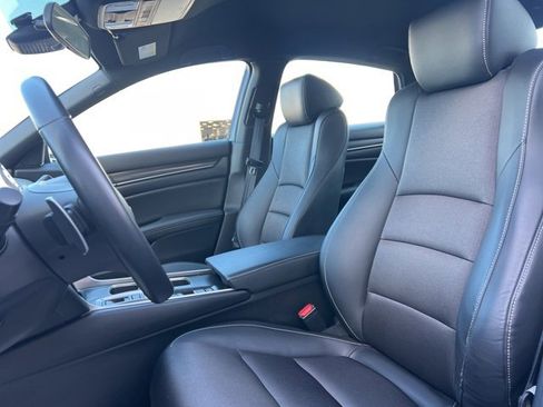 Used 2022 Honda Accord Sport image 14