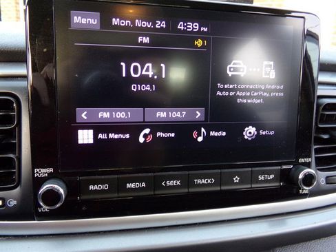 Used 2023 Kia Rio LX image 33