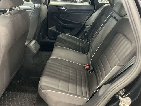 Used 2024 Volkswagen Jetta Sport image 22