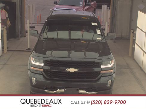 Used 2017 Chevrolet Silverado 1500 LT w/ All Star Edition image 2