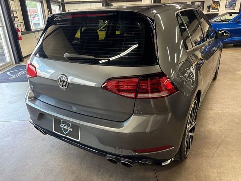 Used 2018 Volkswagen Golf R 4-Door AWD/4WD image 10