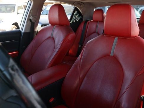 Used 2021 Toyota Camry XSE w/ Navigation Package image 9